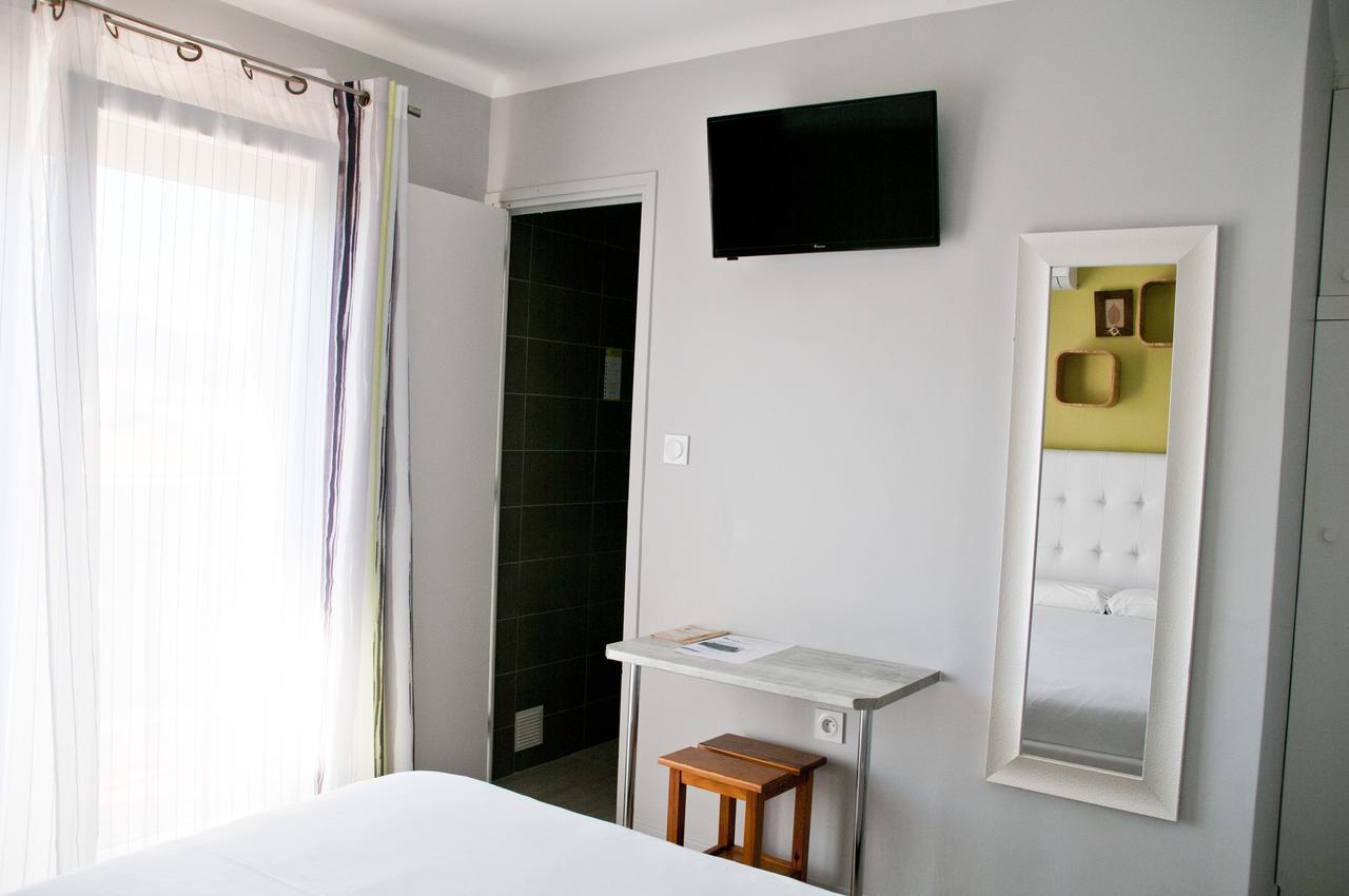 Hotel Bleu Azur อาร์เจเลส-ซัวร์-แมร์ ภายนอก รูปภาพ